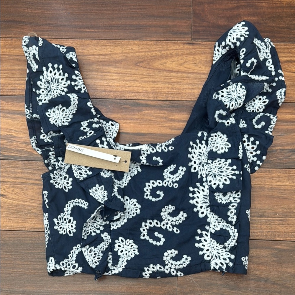 DO+BE Blue and White Ruffled Flutter Sleeve Crop Blouse